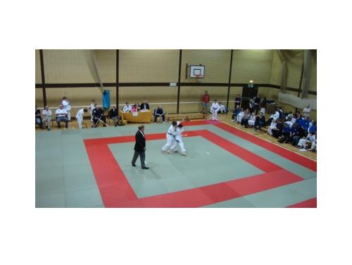 Picture of action at Gloucestershire Junior Open competition