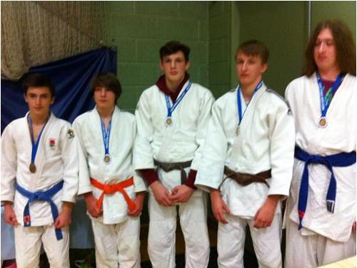 Gold medallist cadet boys team